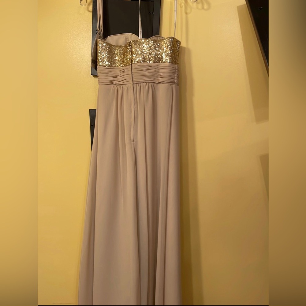 Gold dress/gown
